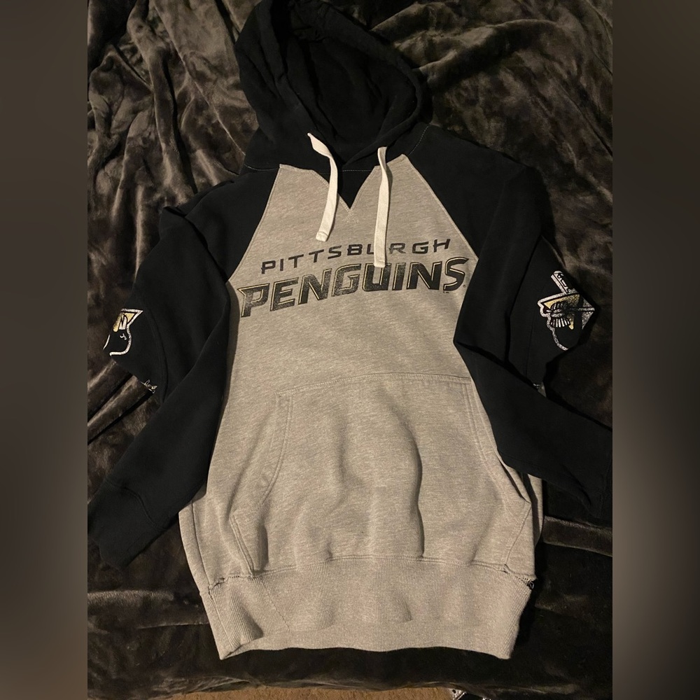 Pittsburgh Penguins Hoodie 🐧